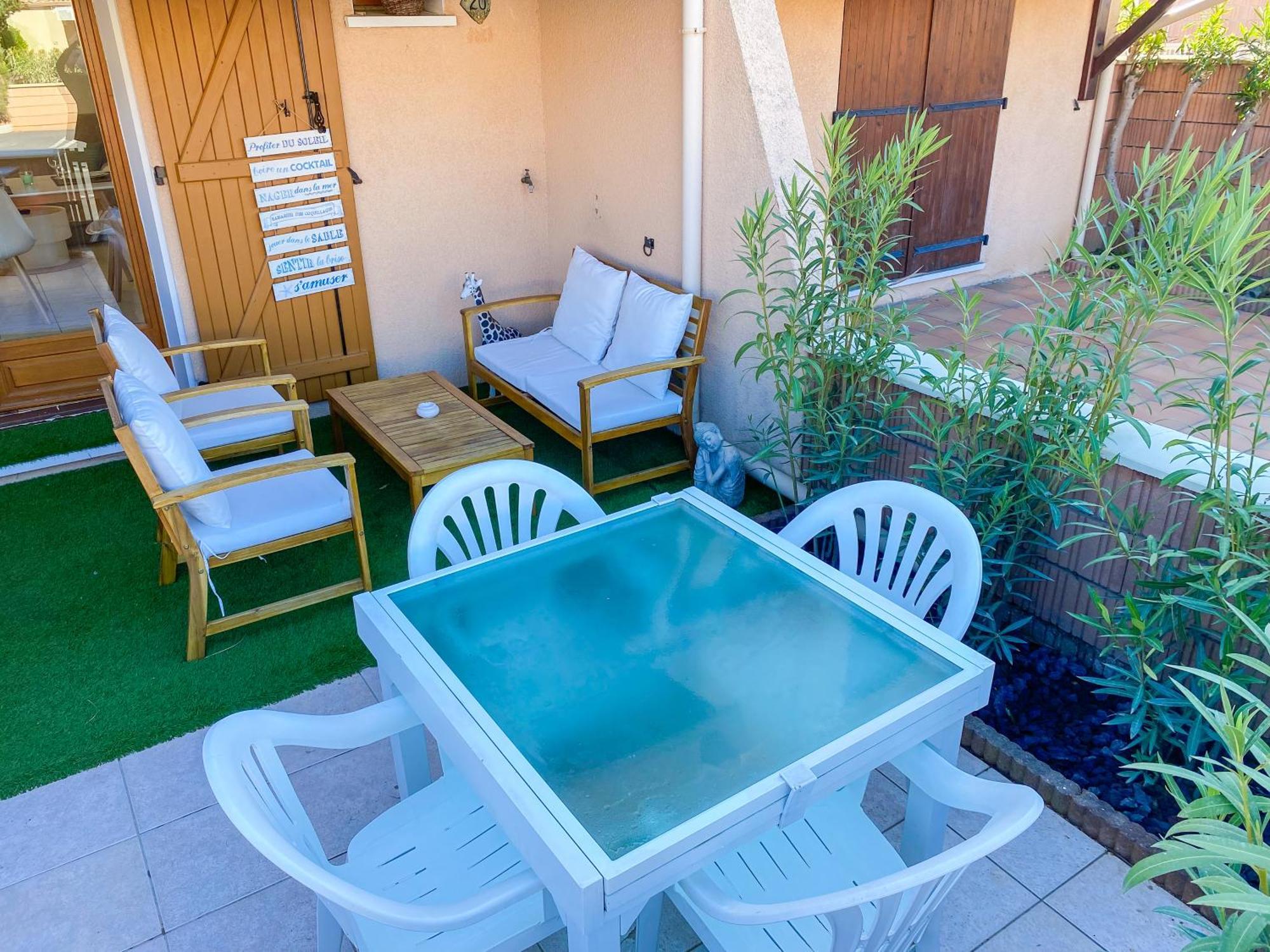 Maison "Douceurs D'Ete " Maison De Vacances Bord De Mer A Vias Plage - 600M De La Plage Et Du Canal Du Midi - Piscine Residentielle, Wifi Fibre, Activites Et Loisirs Exterior photo